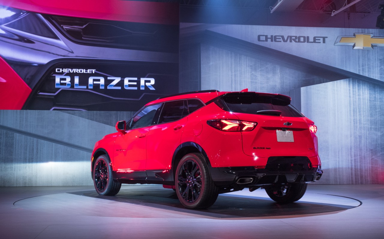 2019 chevy blazer back hatch